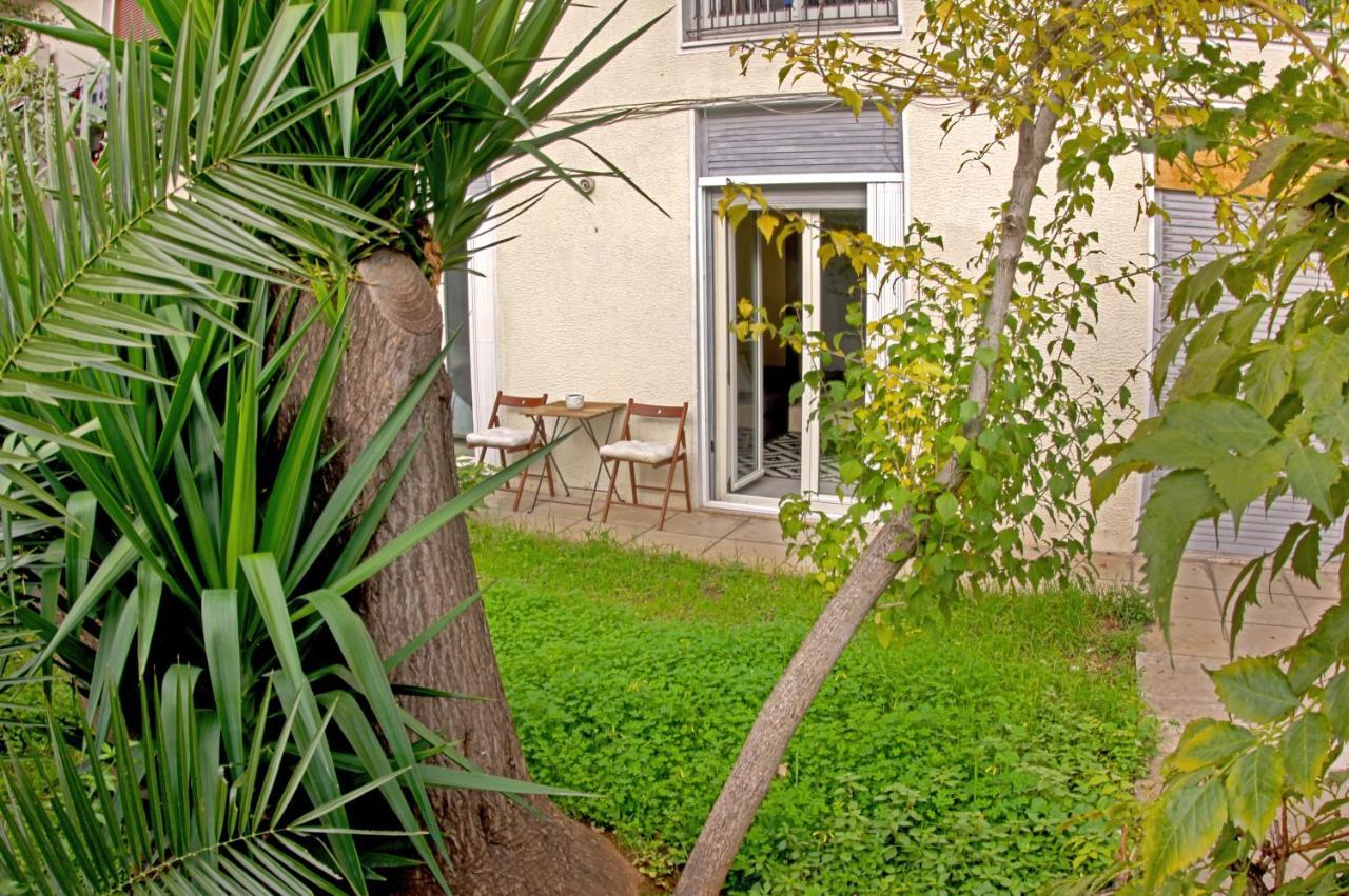 Stylish City Center Garden Apartment Athén Kültér fotó